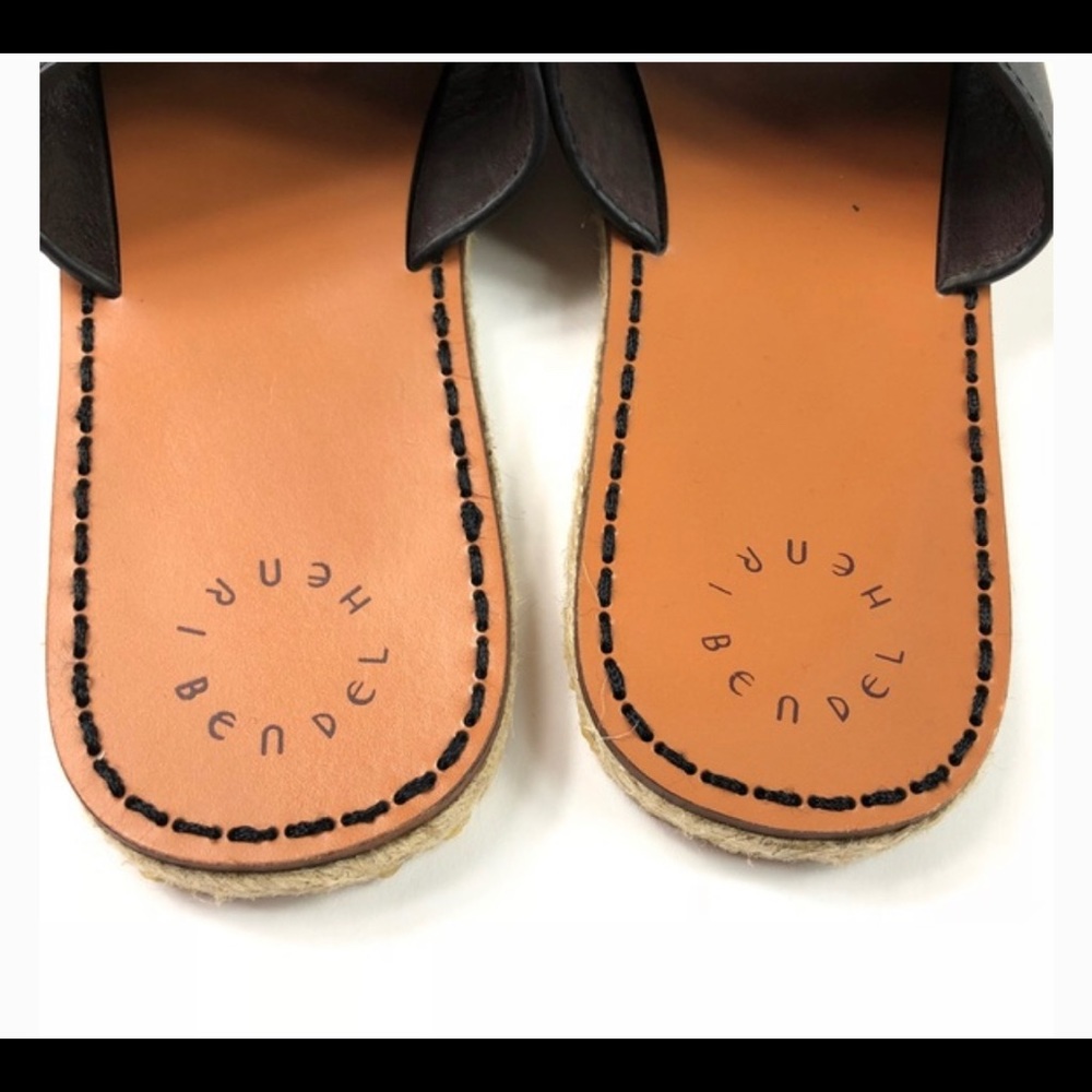 SOLD Sz 8 Henri Bendel Black Slides & Sleeper - Picture 4 of 12